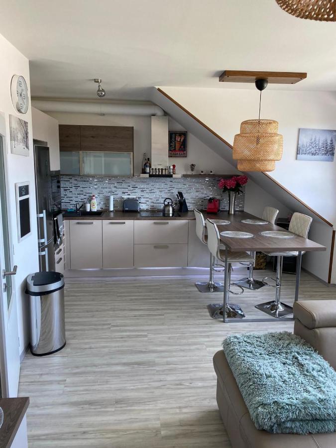 Deluxe Apartman Lisci Kopec Vrchlabi Bagian luar foto